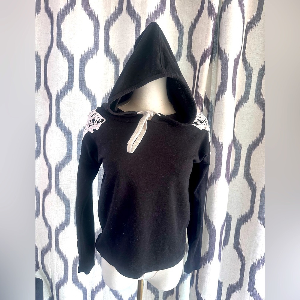 Rue21 Black Hoodie with Lace Accents XS